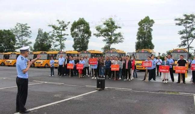 常德桃花源交警組織多部門開展道路交通事故應急演練